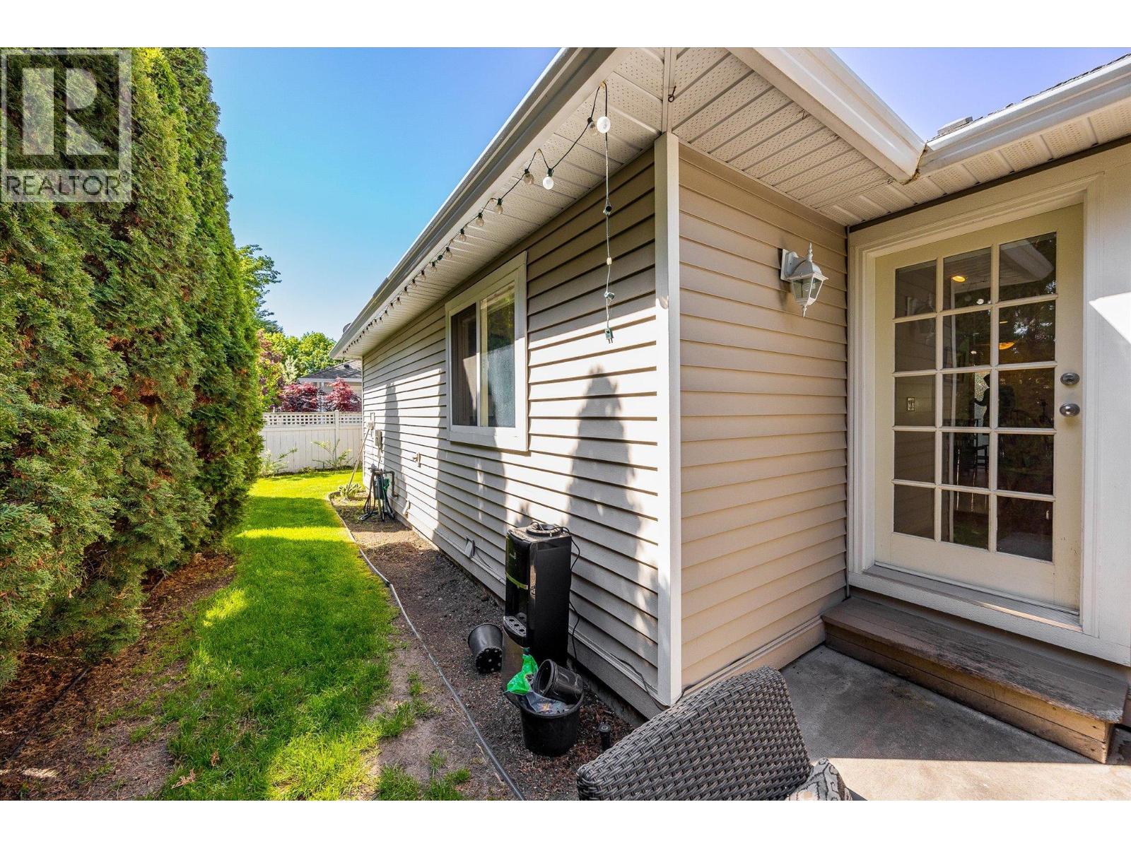 351 665 Cook Road, Kelowna