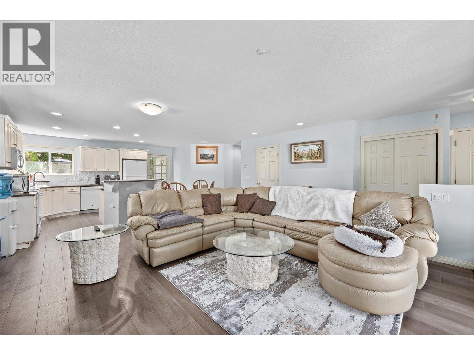 351 665 Cook Road, Kelowna