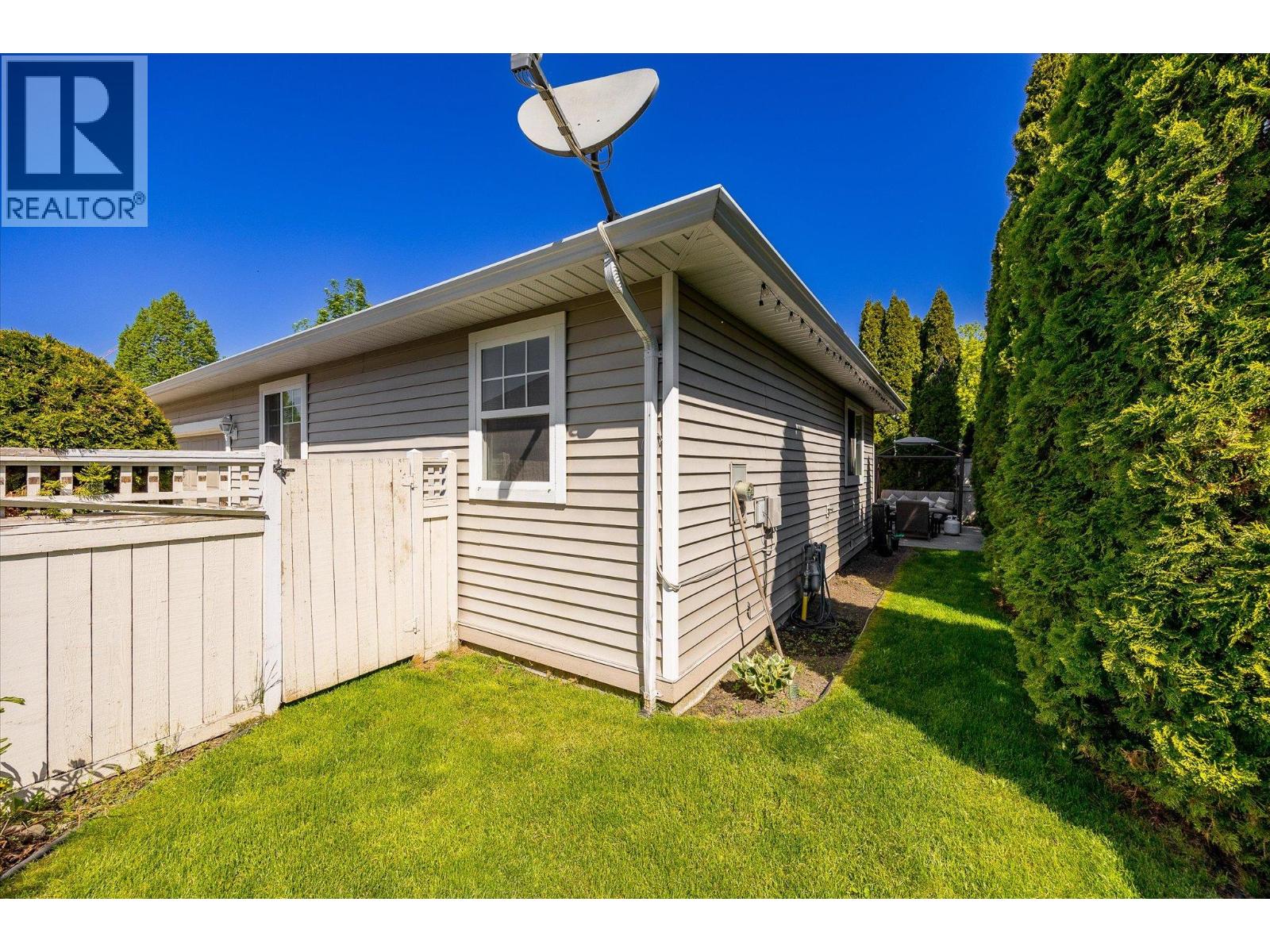 351 665 Cook Road, Kelowna