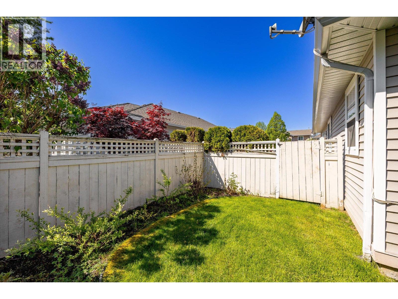 351 665 Cook Road, Kelowna