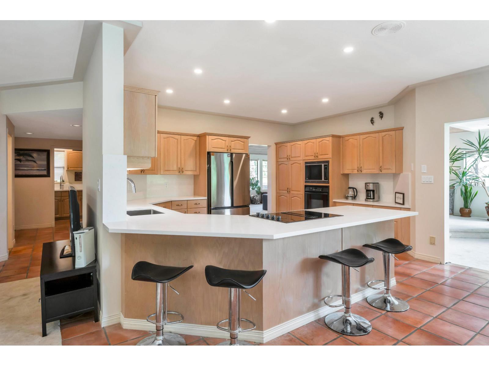 Photo 8 of 1311 133 A Street, Surrey BC