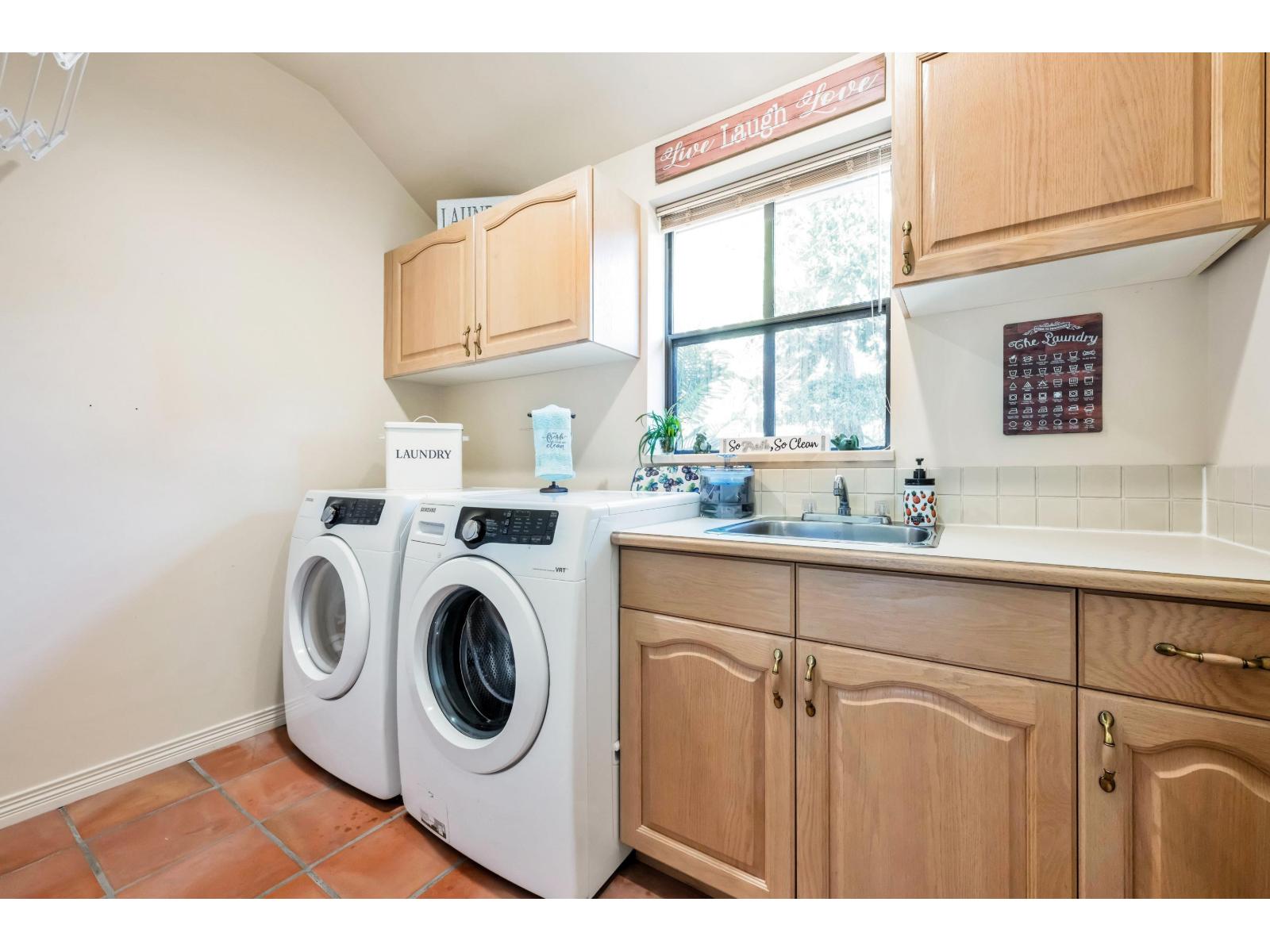 Photo 16 of 1311 133 A Street, Surrey BC