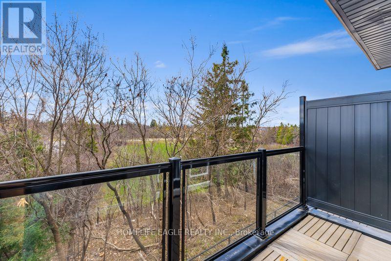 Photo 9 of 16 7 Phelps Lane, Richmond Hill ON