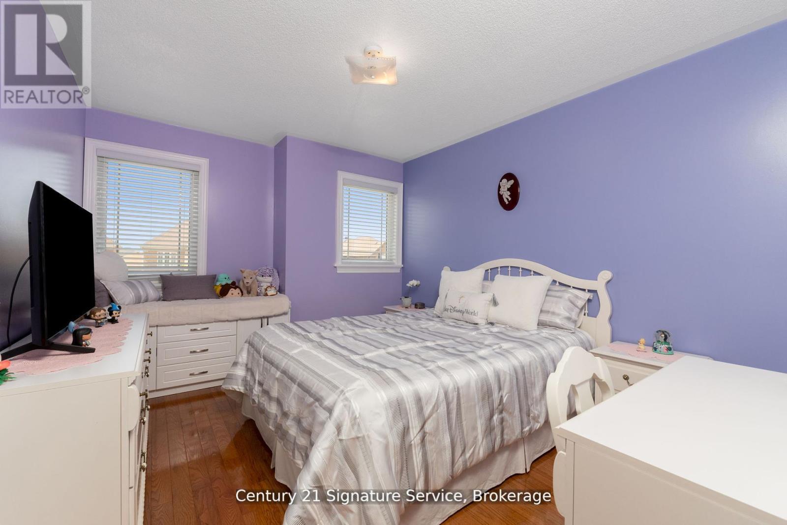 Photo 29 of 41 Faris Street, Bradford West Gwillimbury ON
