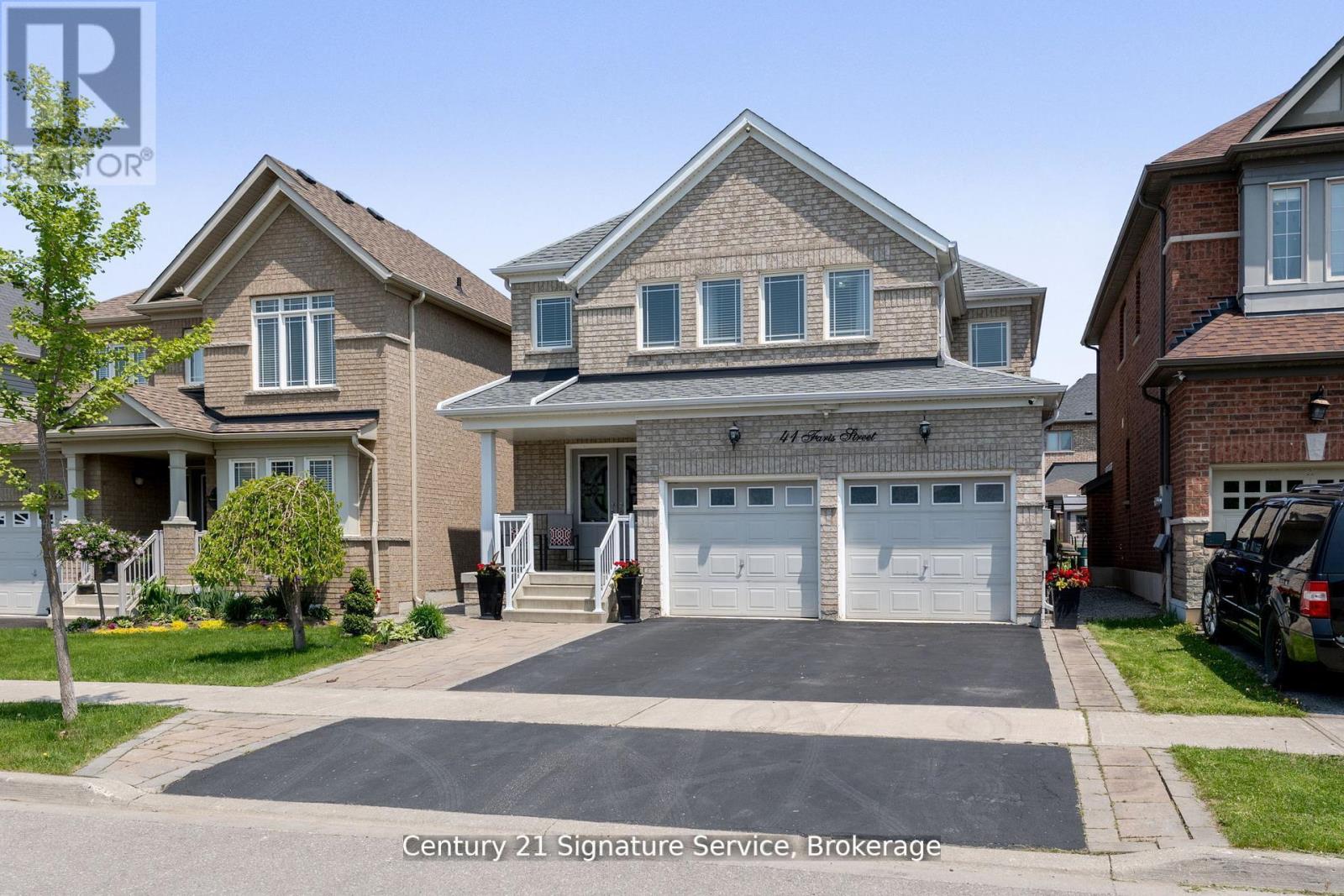 Photo 28 of 41 Faris Street, Bradford West Gwillimbury ON