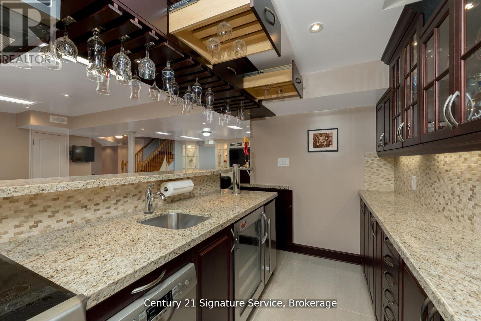 Photo 41 of 41 Faris Street, Bradford West Gwillimbury ON