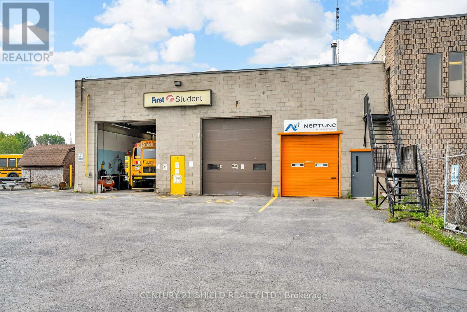 Photo 47 of 120 Tollgate Street W, Cornwall ON