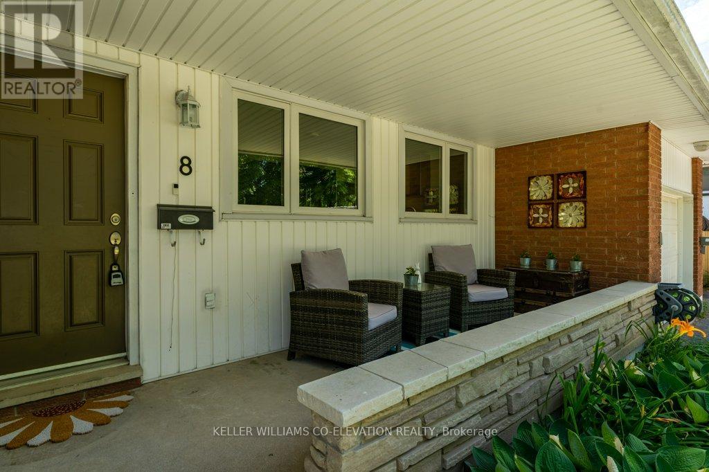 Photo 6 of 8 Ramlee Road, St Catharines ON