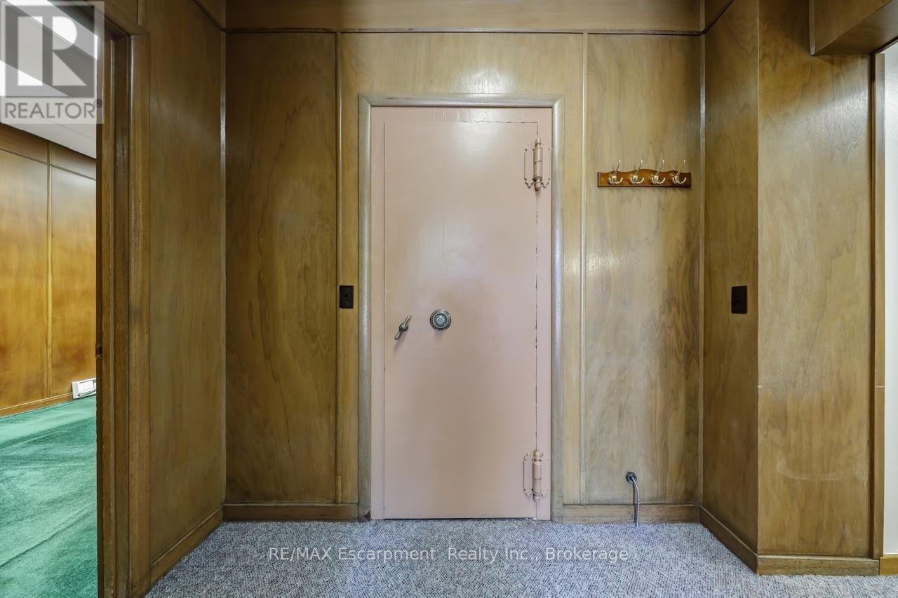 Photo 21 of 27 29 Jarvis Street, Fort Erie ON