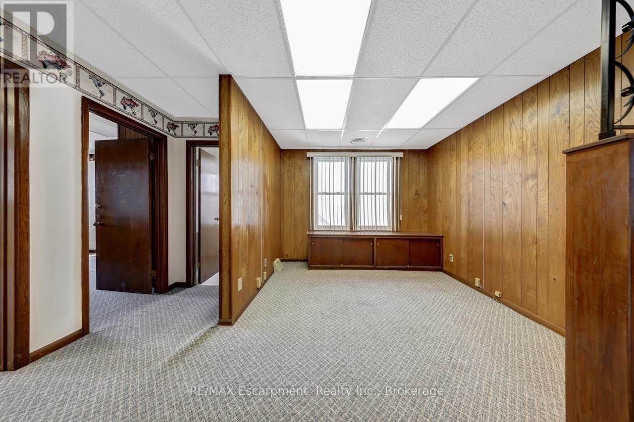 Photo 26 of 27 29 Jarvis Street, Fort Erie ON