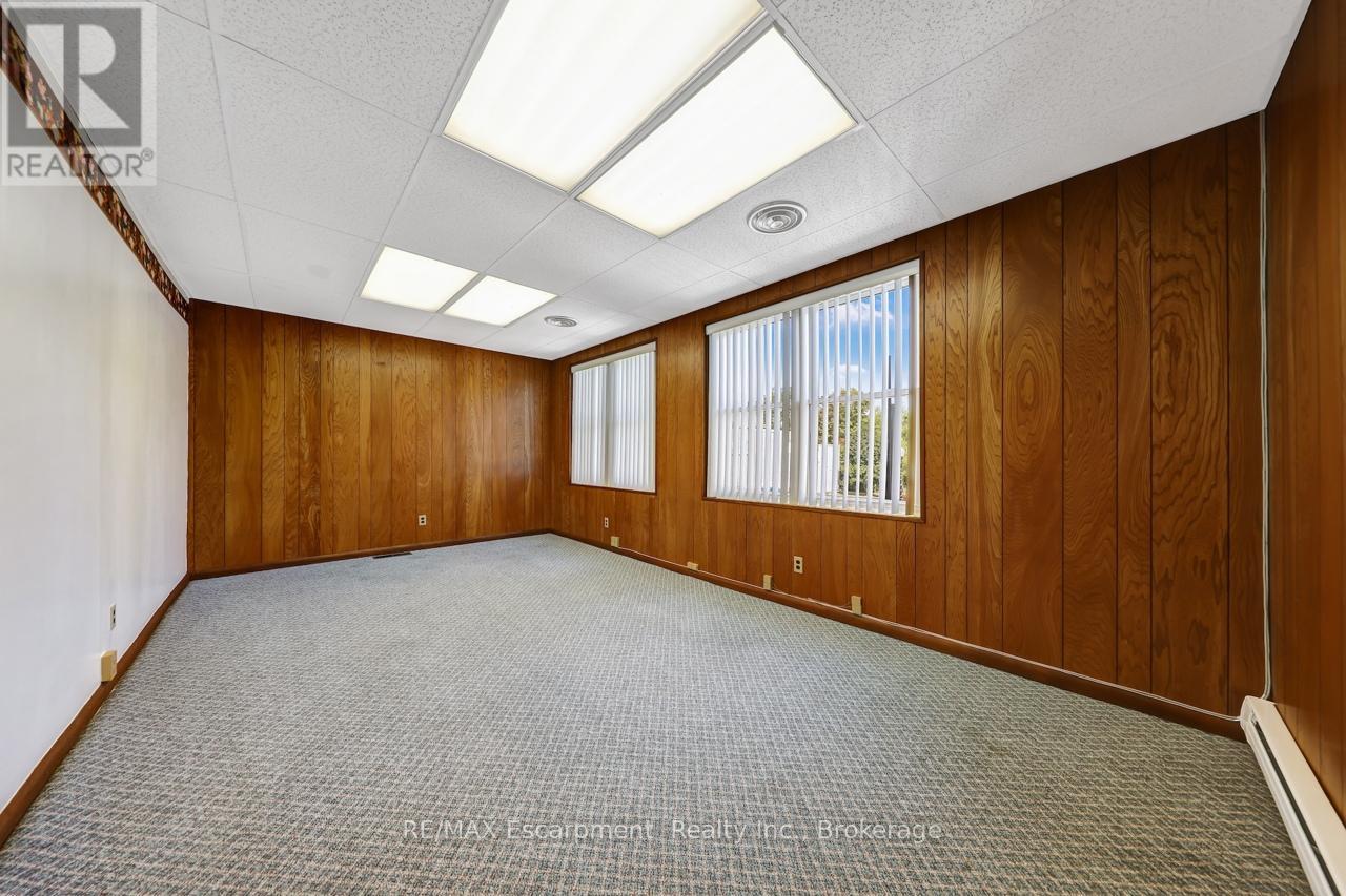 Photo 28 of 27 29 Jarvis Street, Fort Erie ON