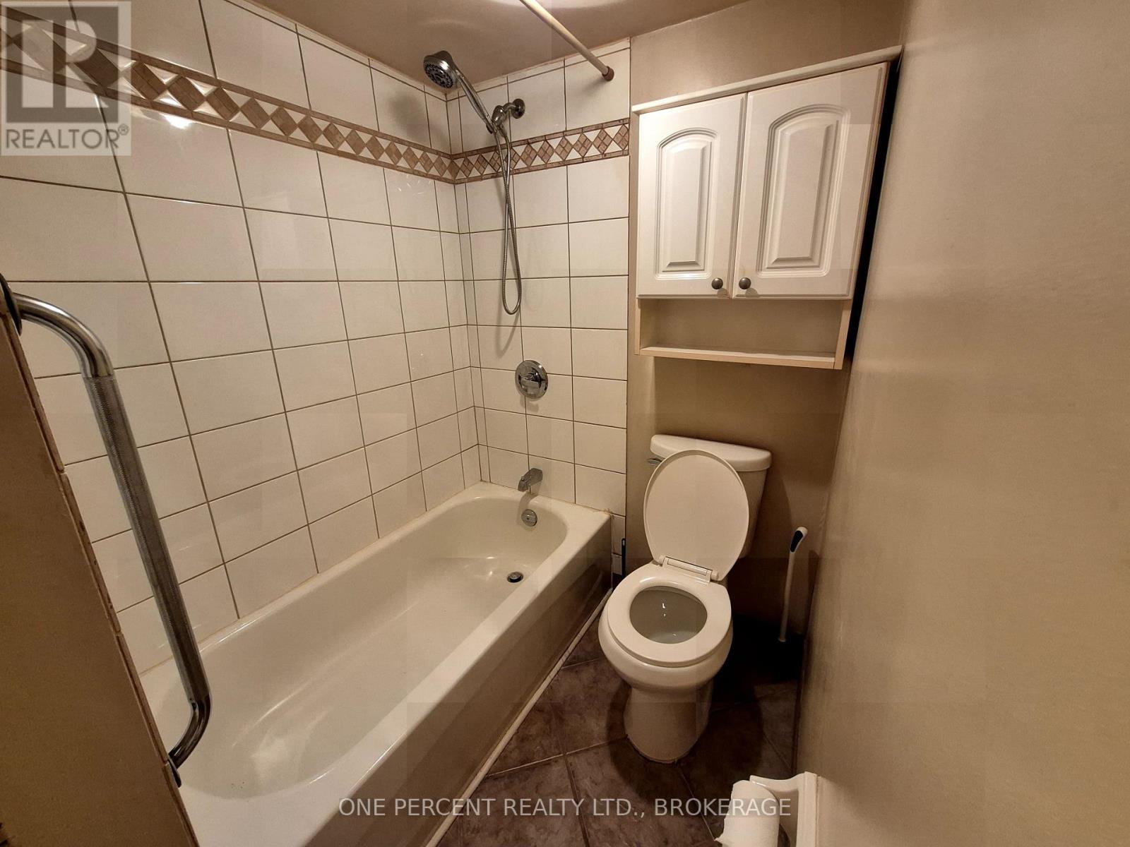 Photo 14 of 116 561 Armstrong Road, Kingston ON