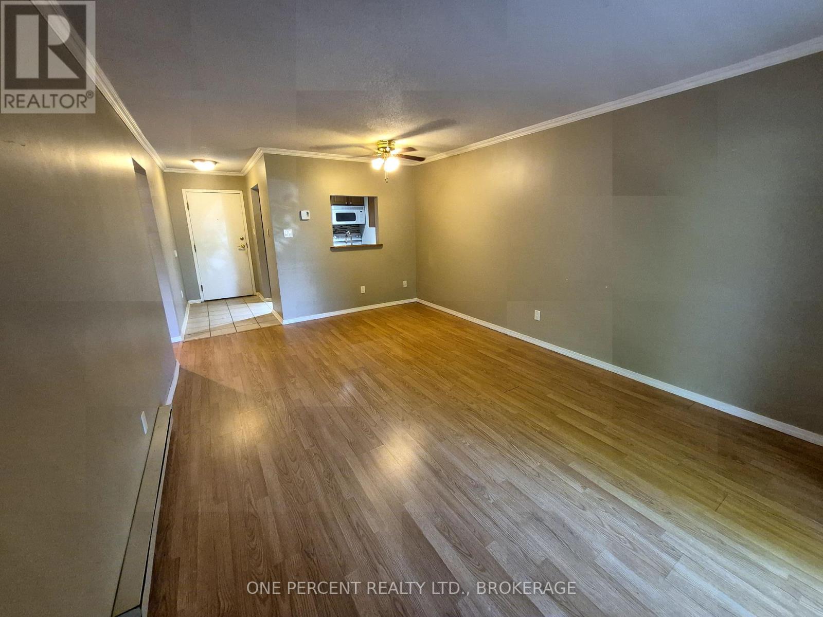 Photo 20 of 116 561 Armstrong Road, Kingston ON