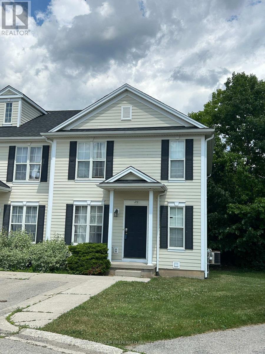 Photo 2 of 29 600 Sarnia Road, London North ON