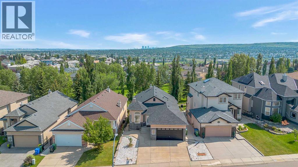 Photo 2 of 1069 Panorama Hills Landing Nw, Calgary AB
