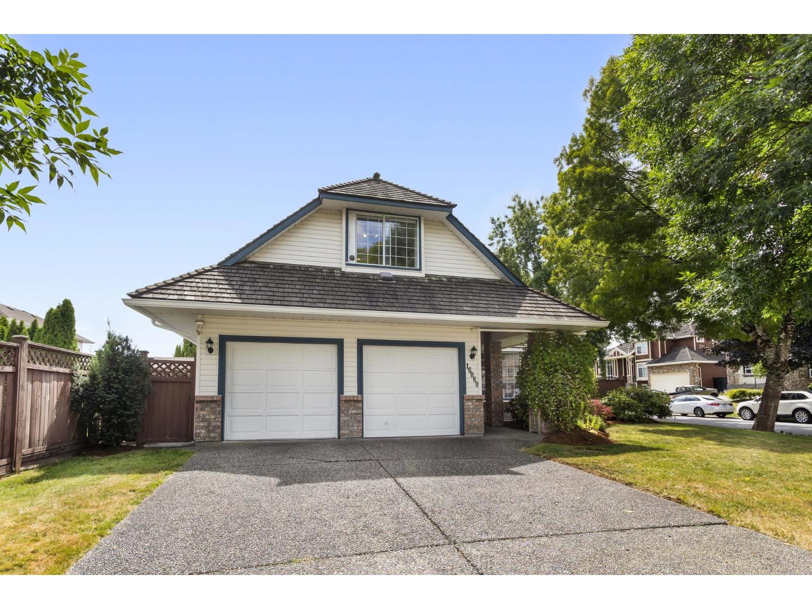 Photo 23 of 16060 93 Avenue, Surrey BC