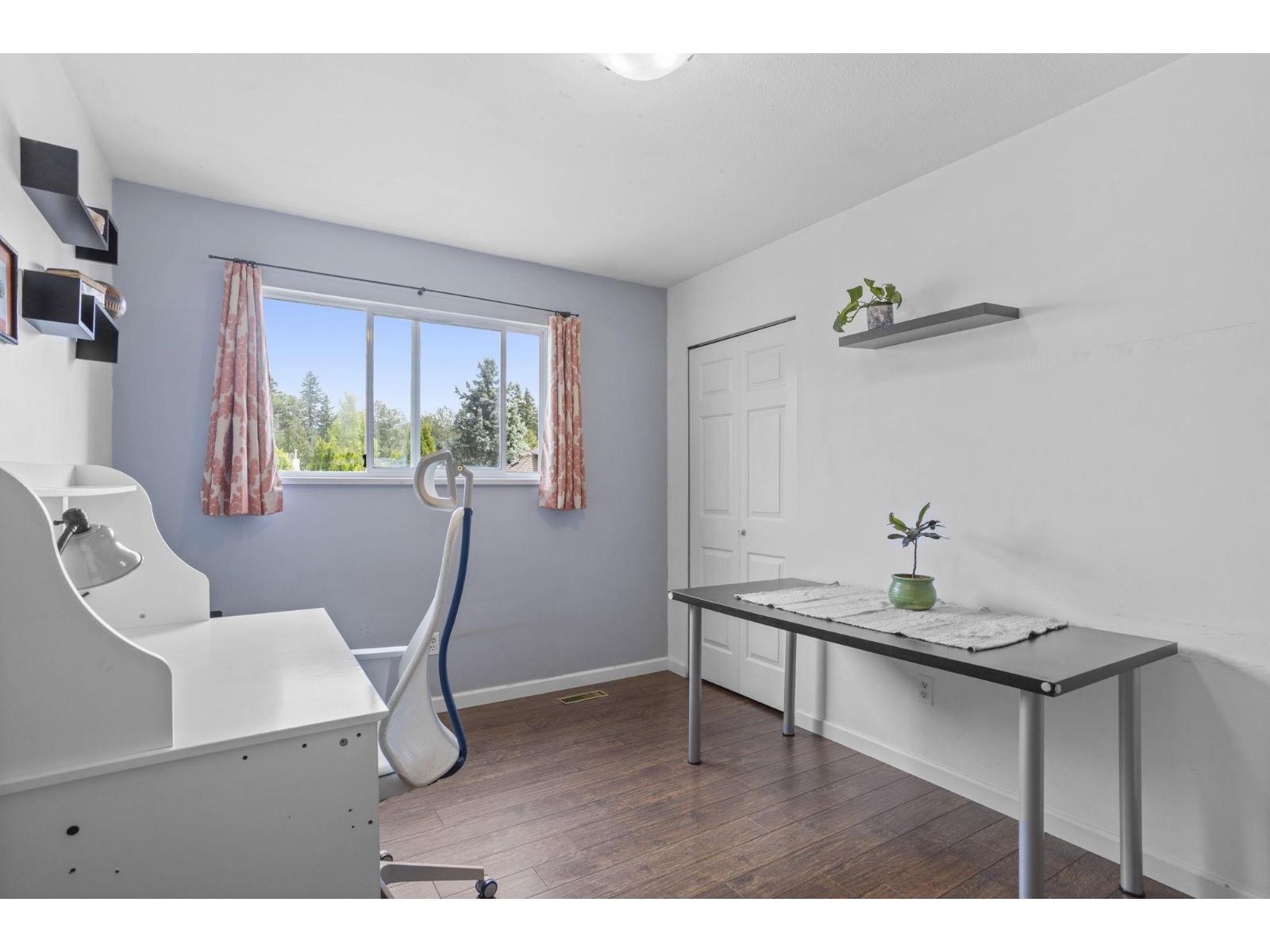 Photo 38 of 16060 93 Avenue, Surrey BC