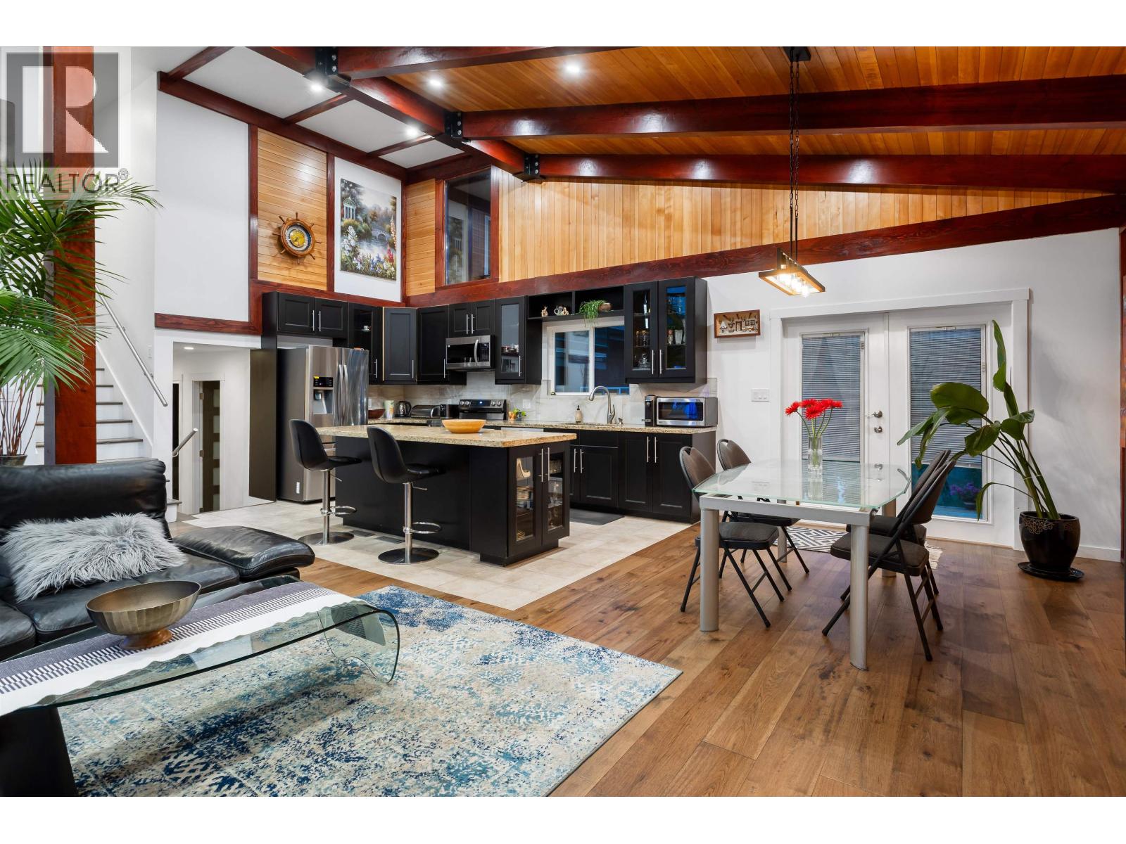 852 WRIGHT AVENUE, Port Coquitlam