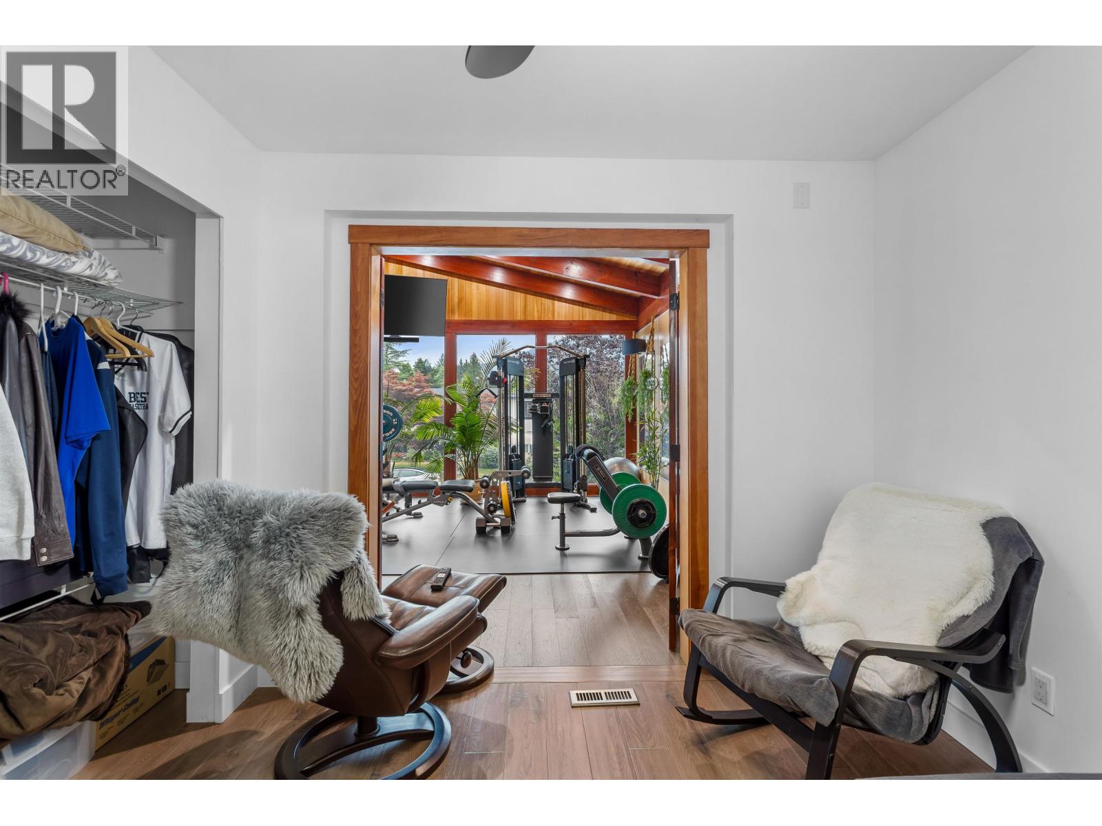 852 WRIGHT AVENUE, Port Coquitlam