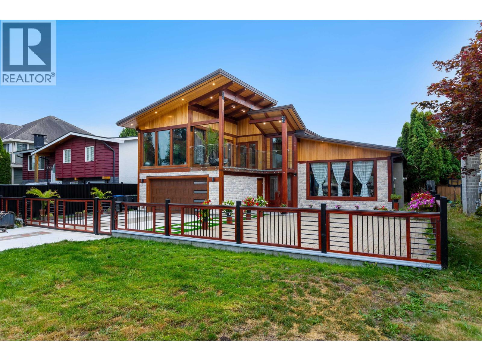 852 WRIGHT AVENUE, Port Coquitlam