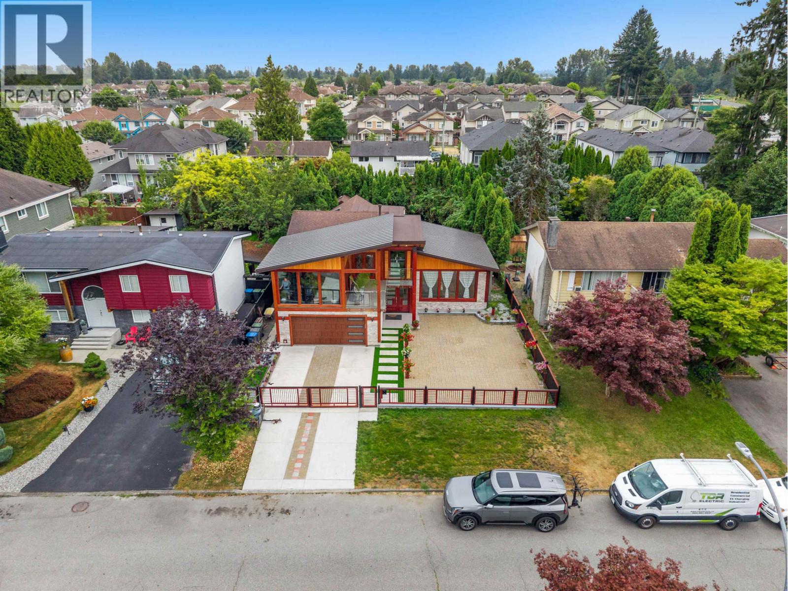 852 WRIGHT AVENUE, Port Coquitlam