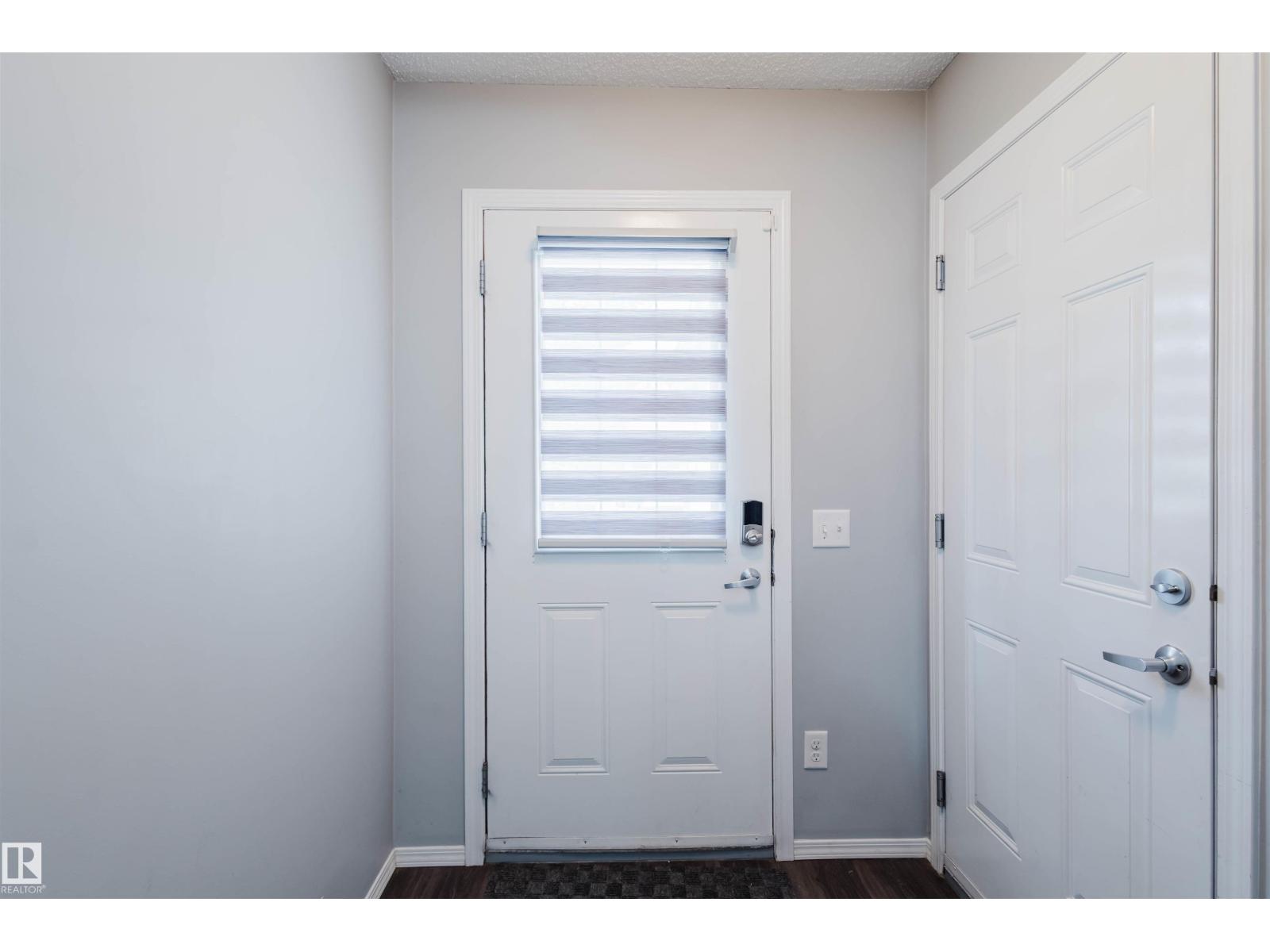Photo 28 of 9 6520 2 Av Sw, Edmonton AB