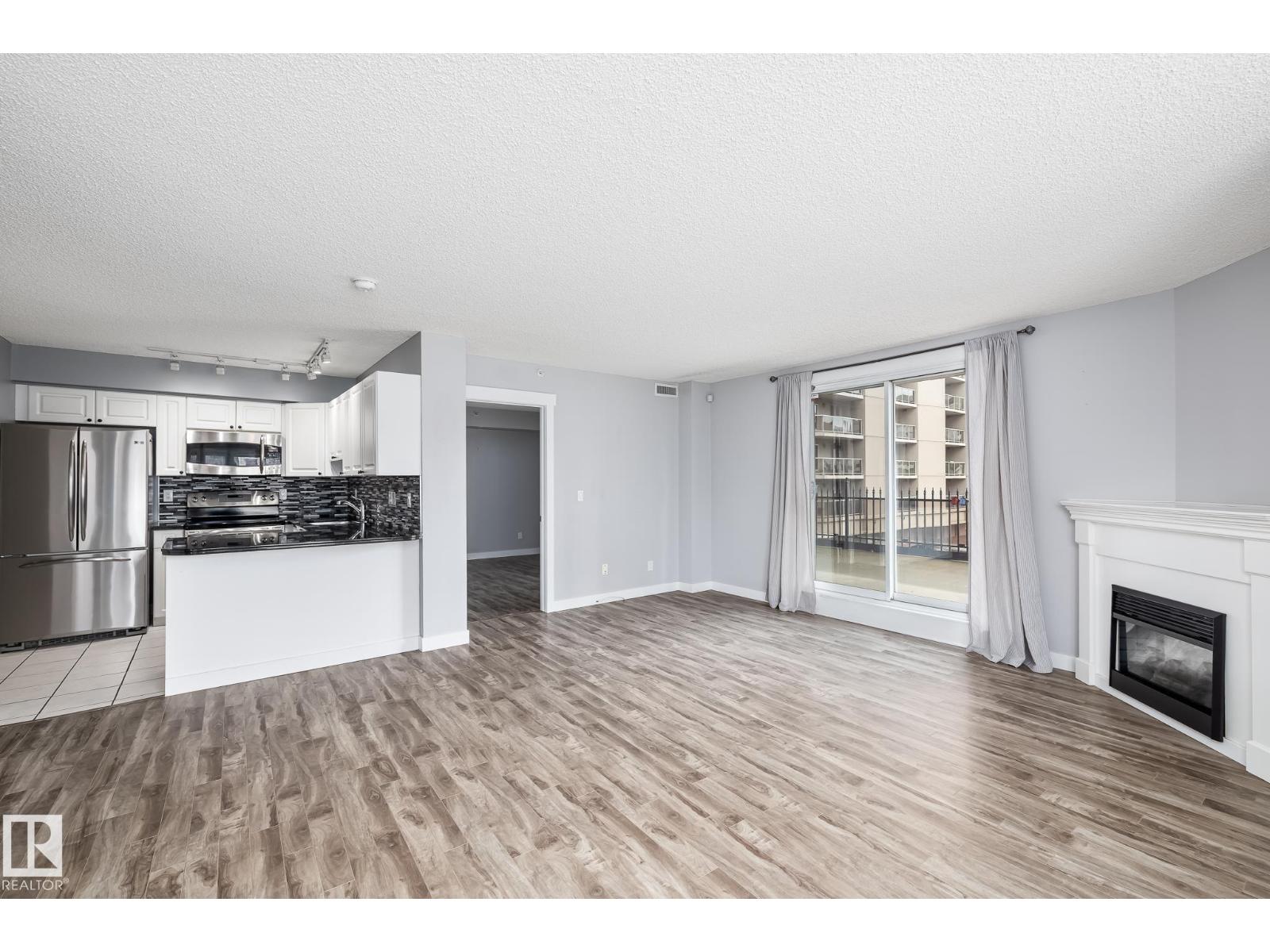 Photo 37 of 204 10909 103 Av Nw, Edmonton AB