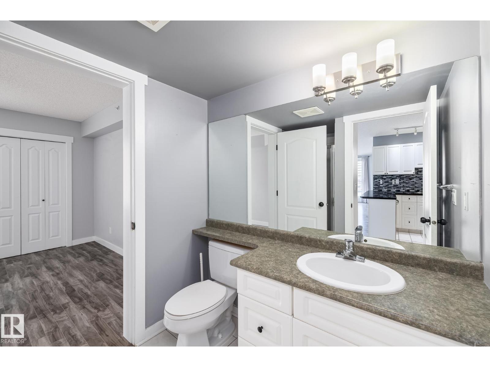 Photo 41 of 204 10909 103 Av Nw, Edmonton AB
