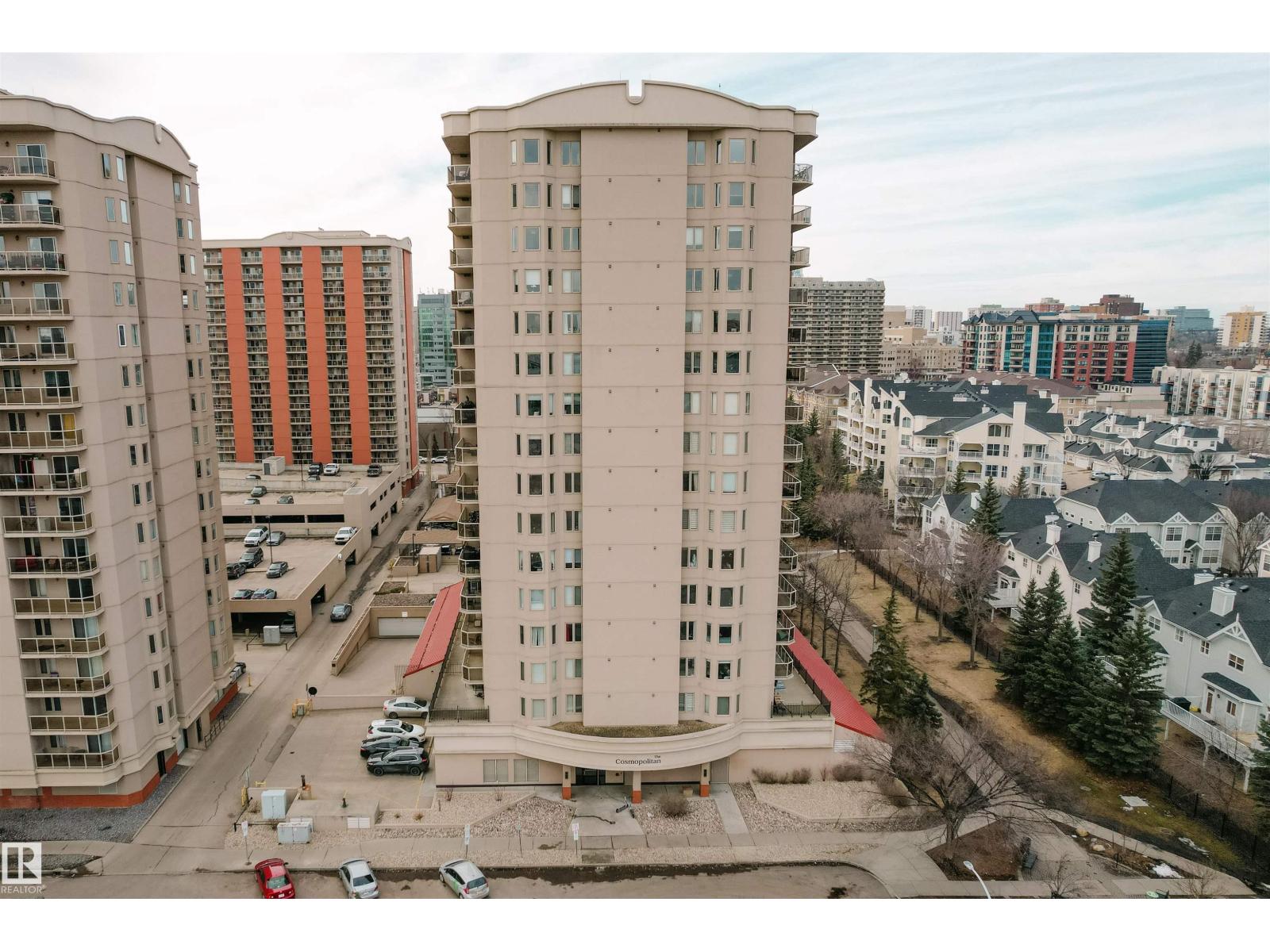 Photo 10 of 204 10909 103 Av Nw, Edmonton AB