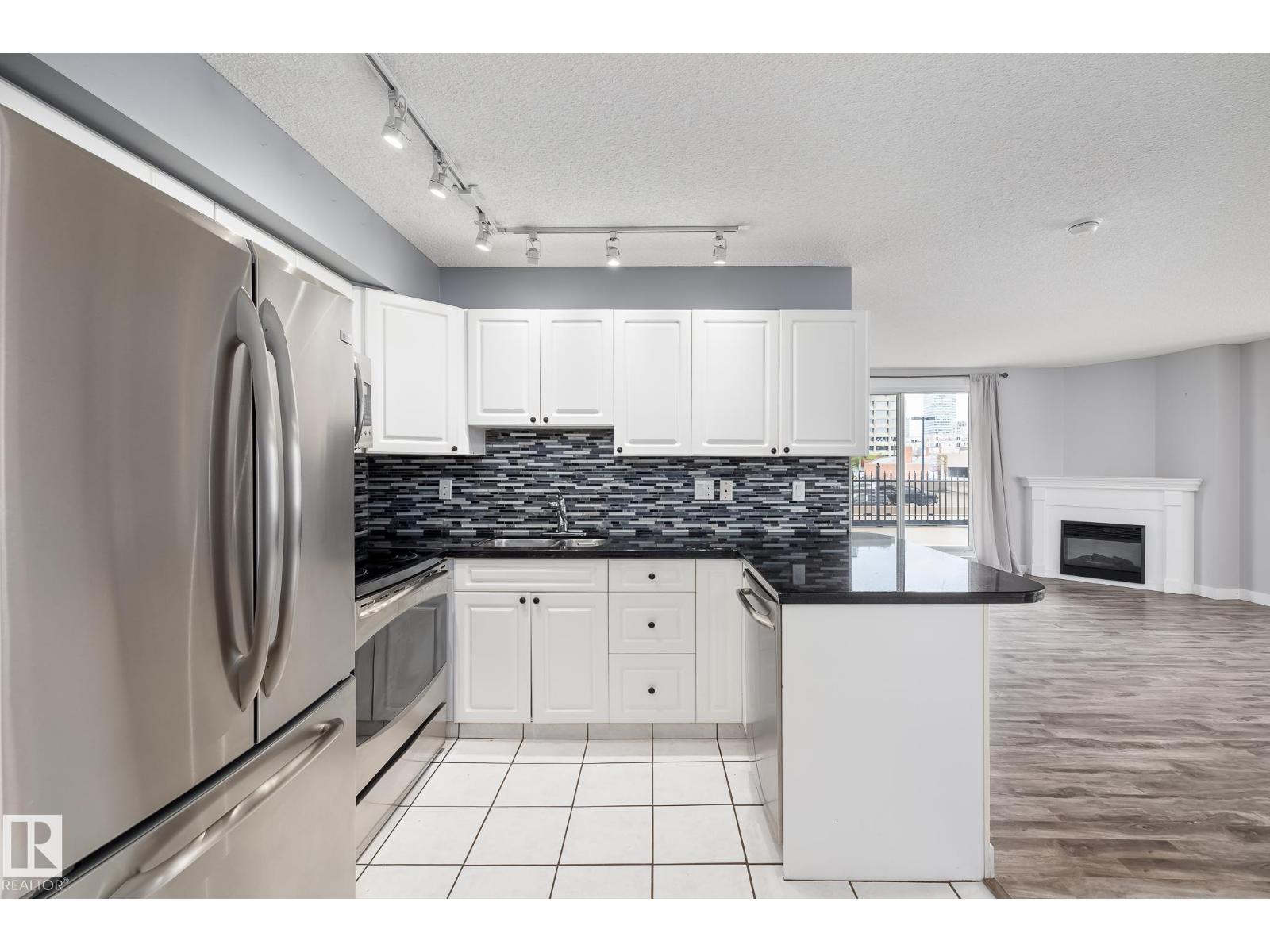 Photo 31 of 204 10909 103 Av Nw, Edmonton AB