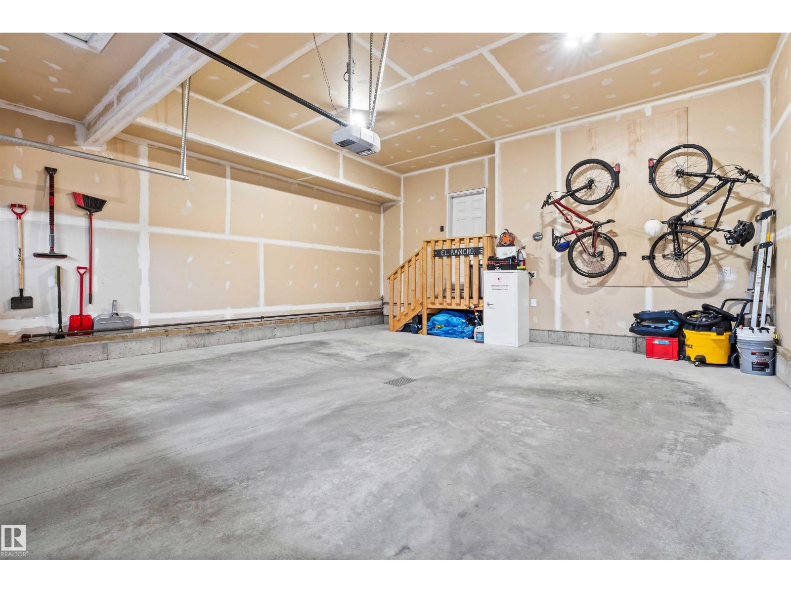 Photo 13 of 20 Aldridge Cr, Sherwood Park AB