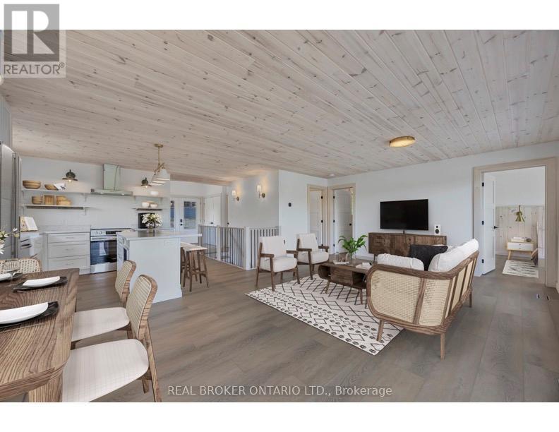 Photo 17 of 3 1148 South Muldrew Lake Road N, Gravenhurst ON