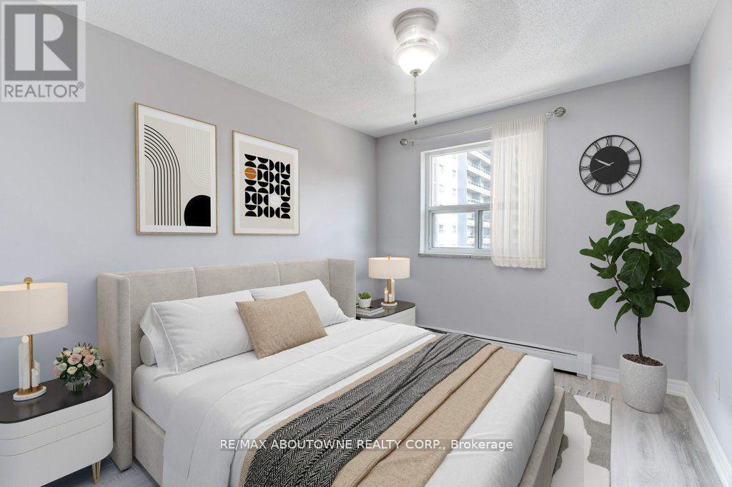 Photo 6 of 903 81 Charlton Avenue E, Hamilton ON