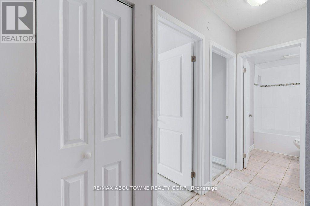 Photo 2 of 903 81 Charlton Avenue E, Hamilton ON