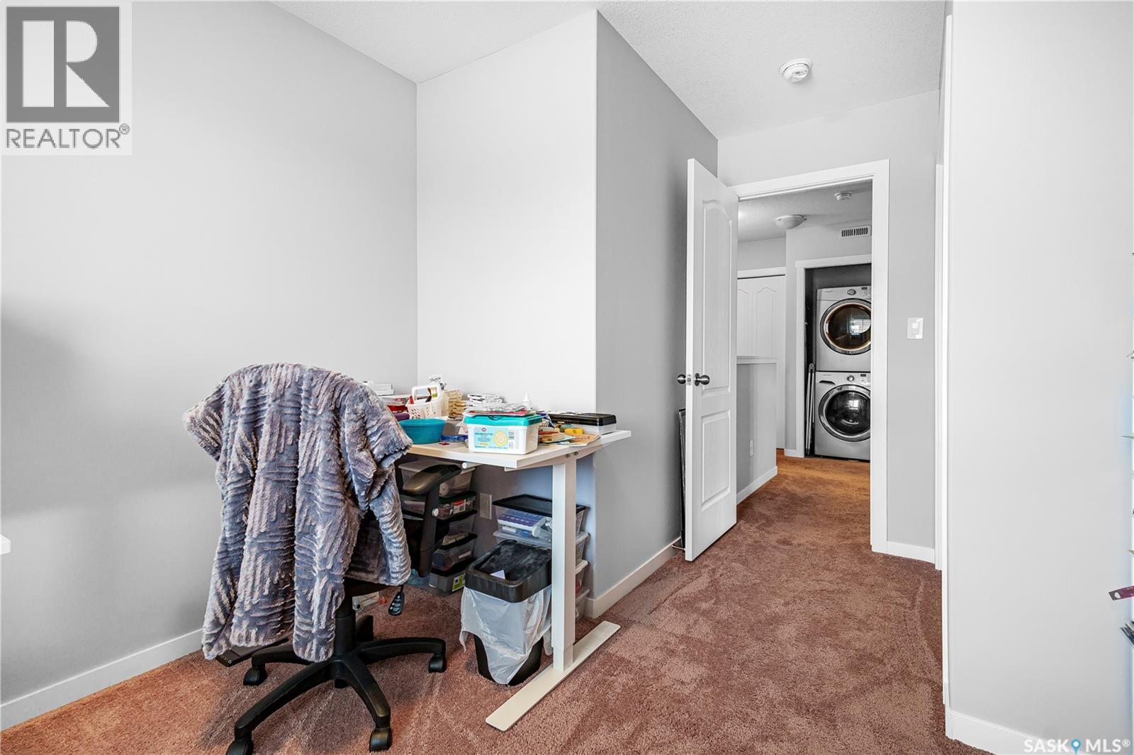 Photo 5 of 303 3440 Avonhurst Drive, Regina SK