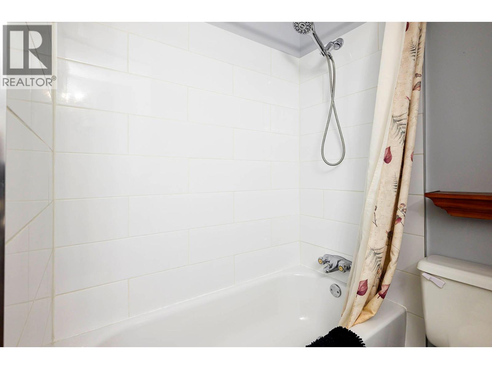 Photo 11 of 343 Helmcken Street, Clearwater BC