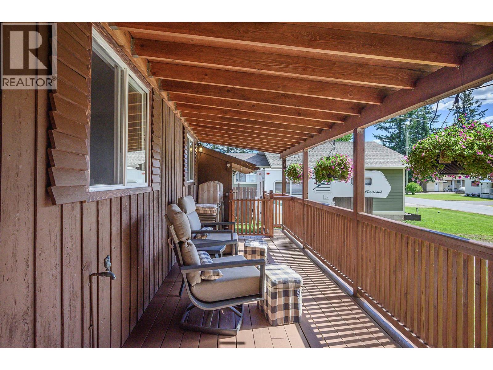 Photo 9 of 343 Helmcken Street, Clearwater BC
