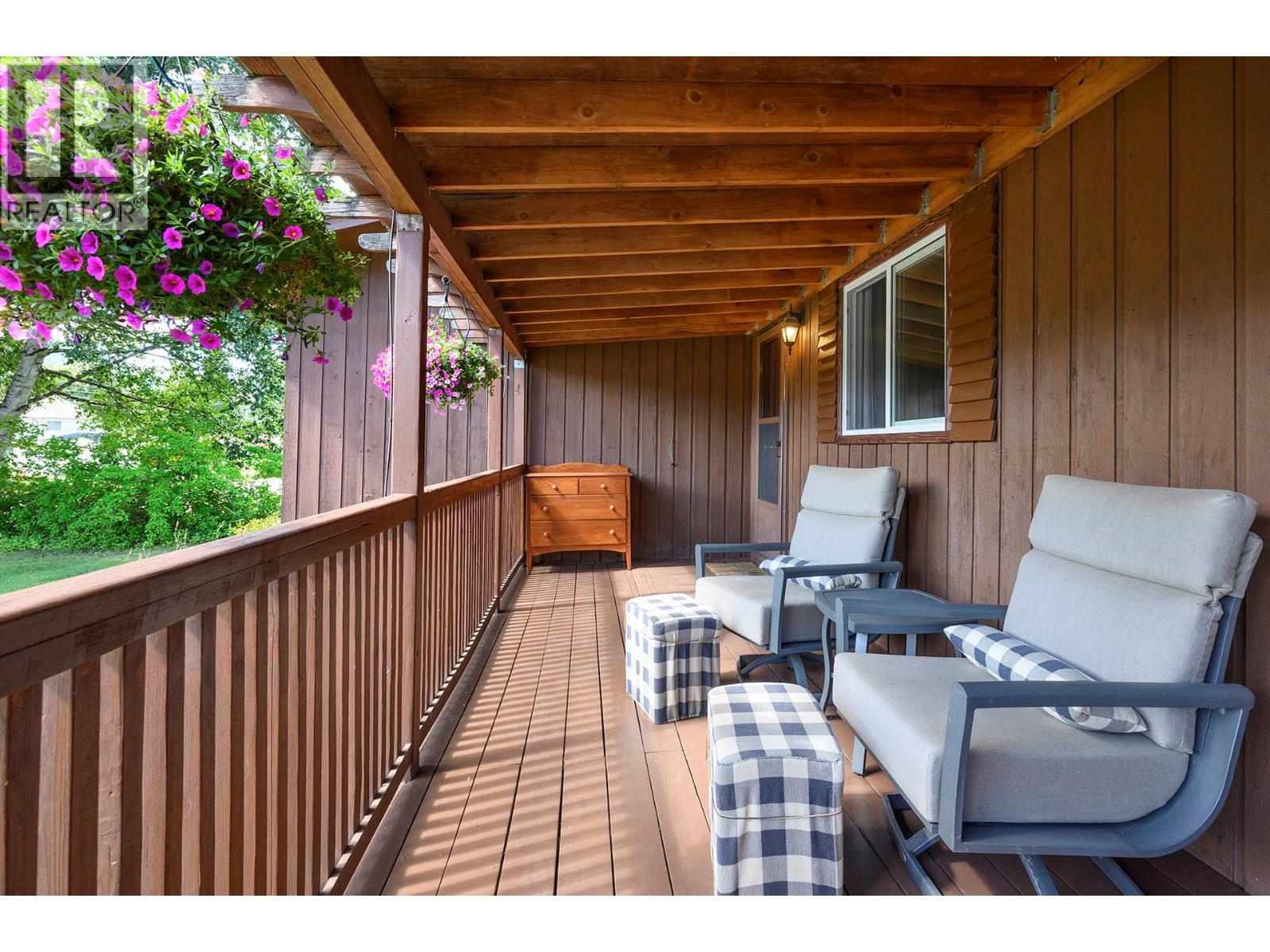 Photo 32 of 343 Helmcken Street, Clearwater BC