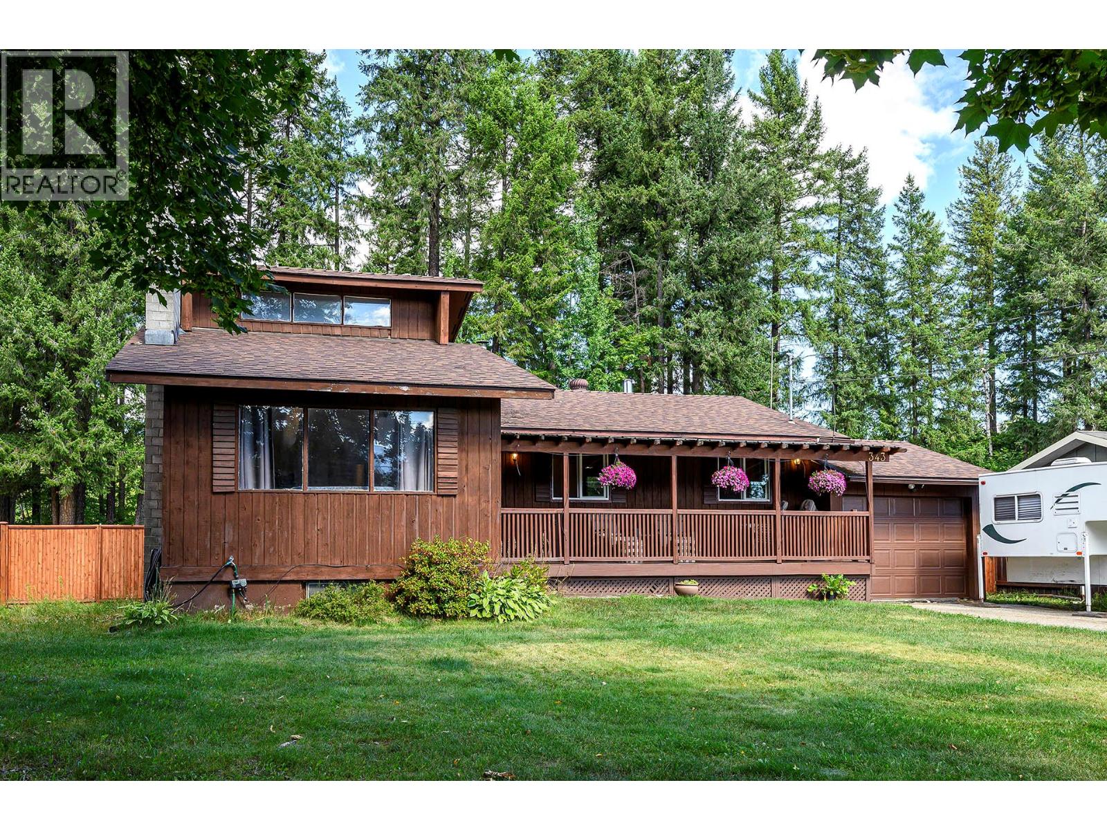 Photo 20 of 343 Helmcken Street, Clearwater BC