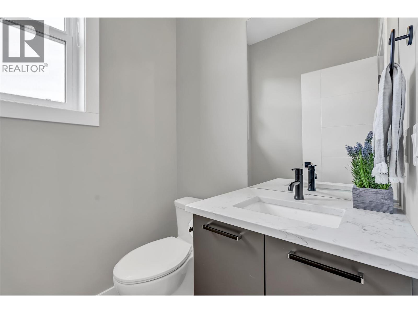 993 Antler Drive Unit# 101, Penticton