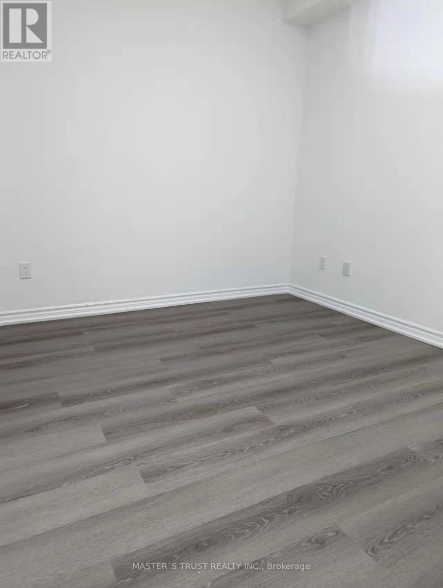 Photo 1 of 5504 386 Yonge Street, Toronto ON