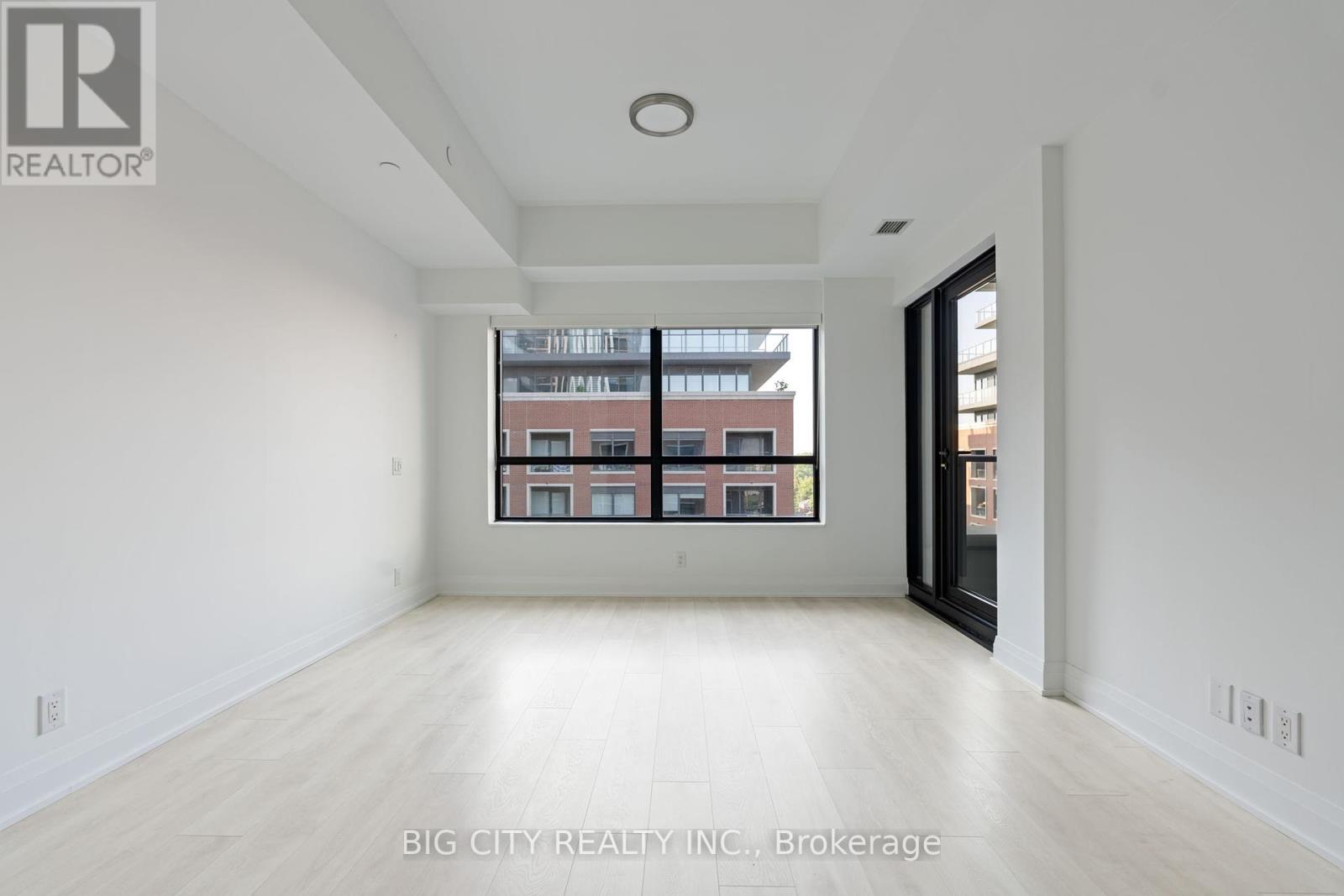 Photo 34 of 605 33 Frederick Todd Way, Toronto ON