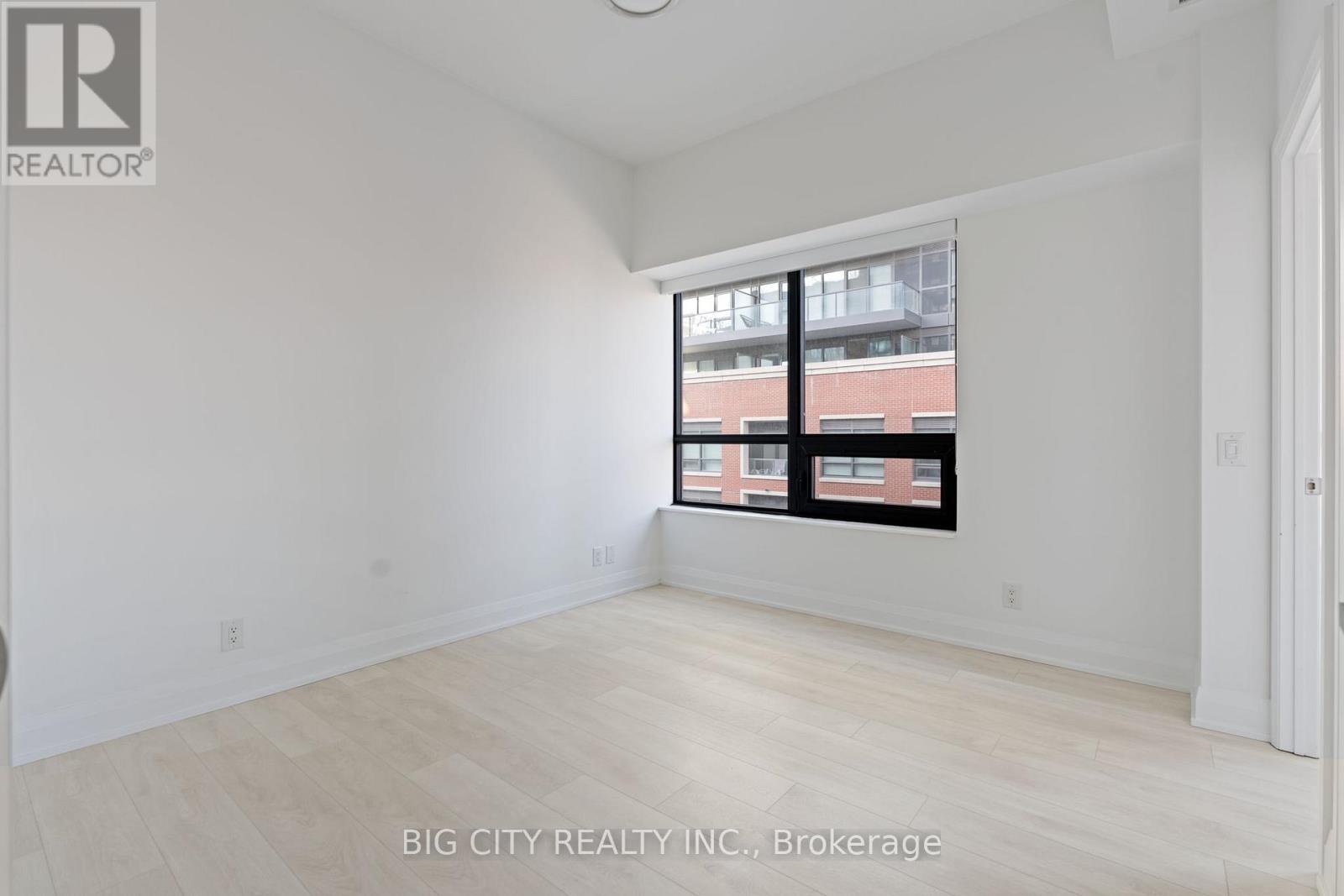 Photo 12 of 605 33 Frederick Todd Way, Toronto ON