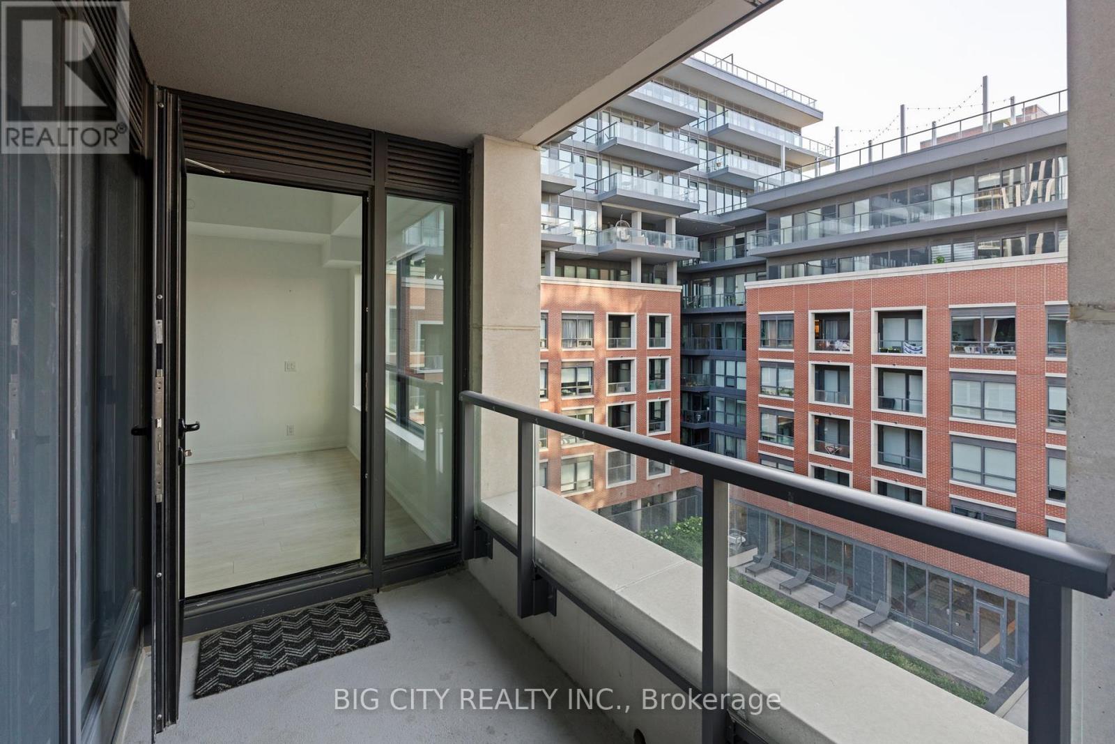 Photo 37 of 605 33 Frederick Todd Way, Toronto ON