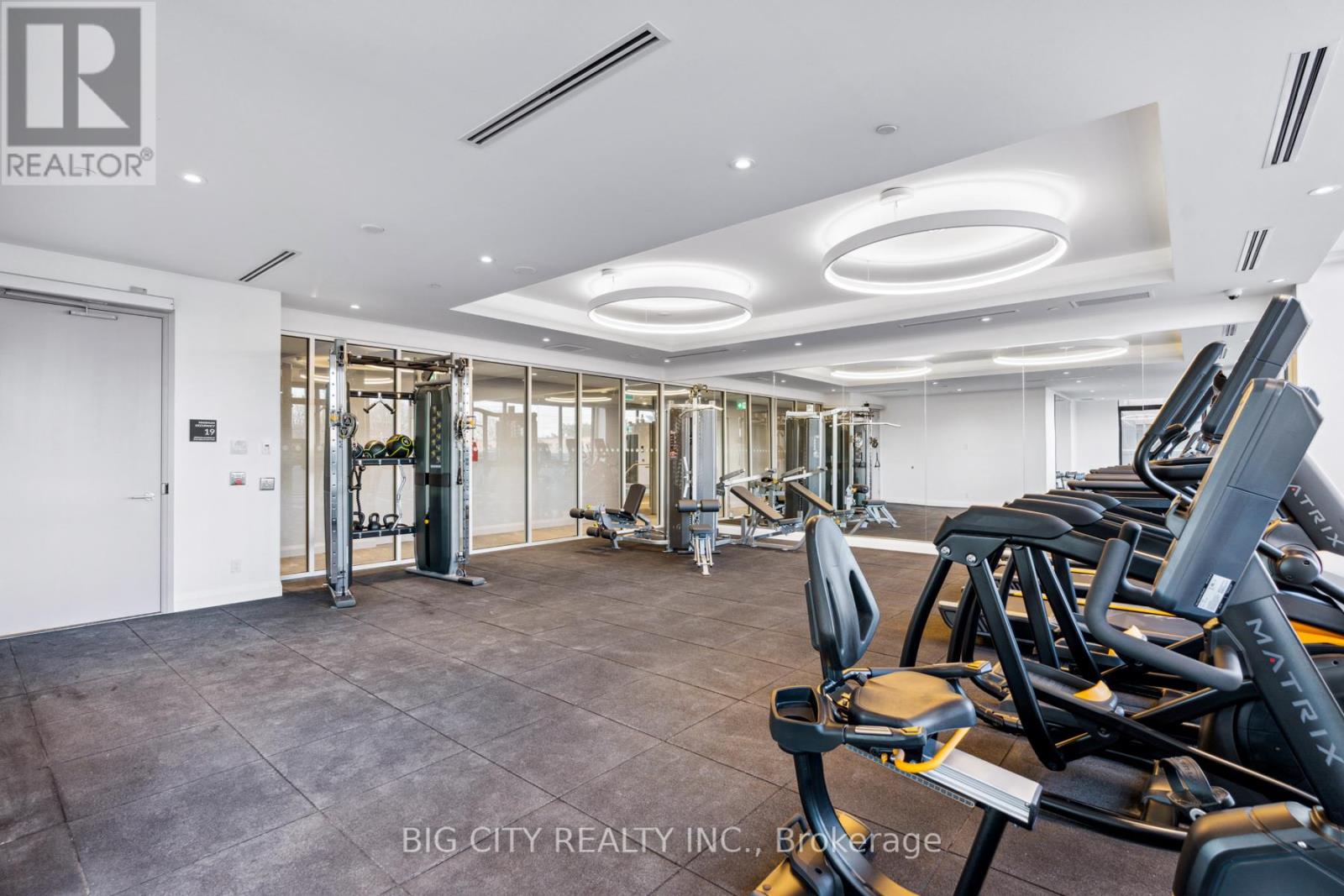 Photo 1 of 605 33 Frederick Todd Way, Toronto ON