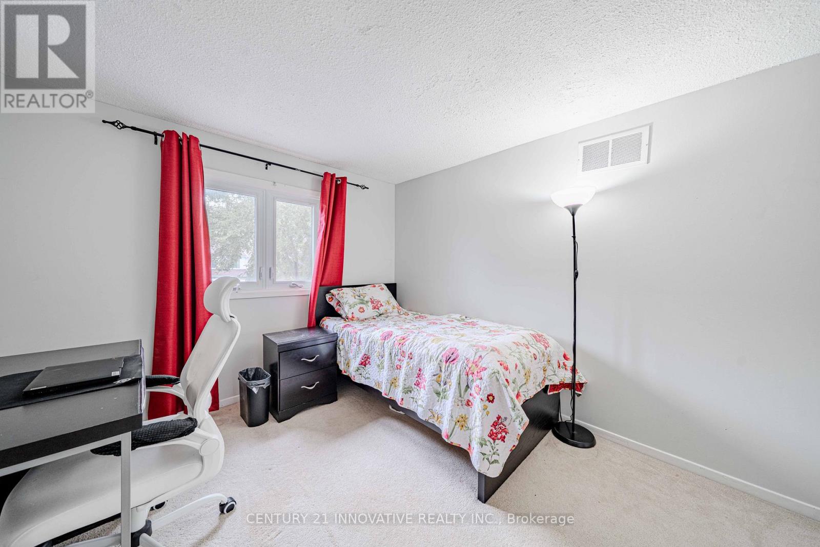 Photo 40 of 1764 Listowell Crescent, Pickering ON