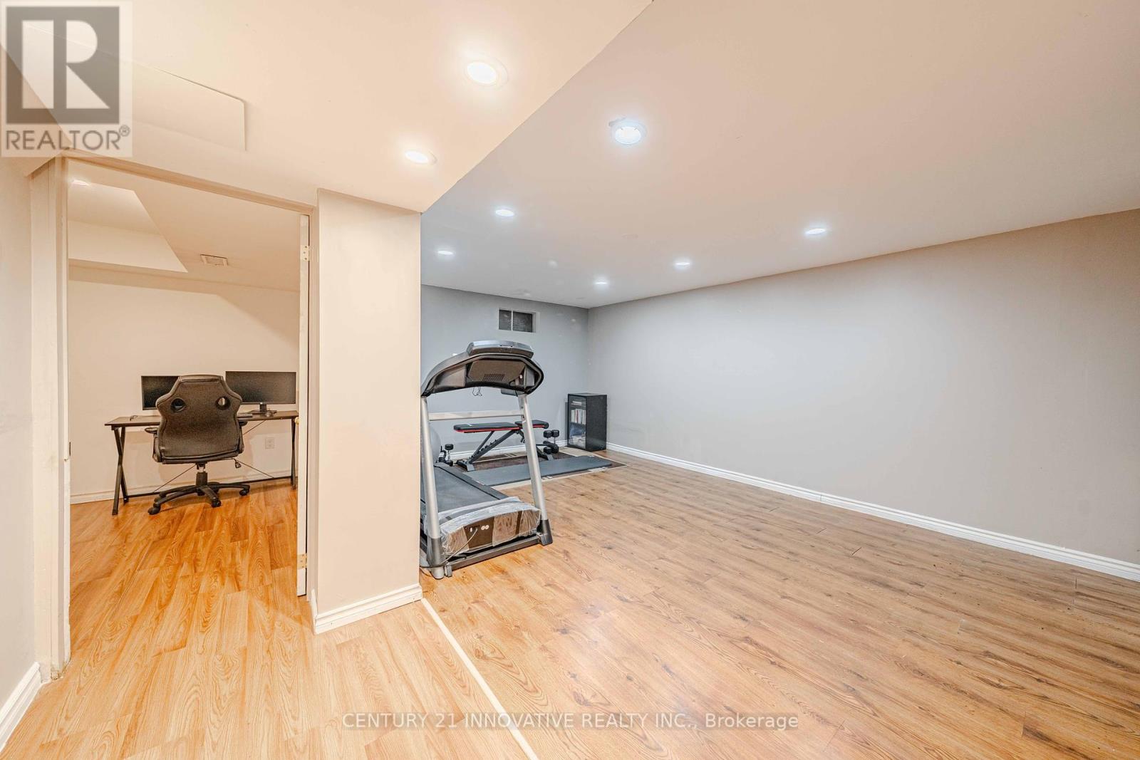 Photo 24 of 1764 Listowell Crescent, Pickering ON