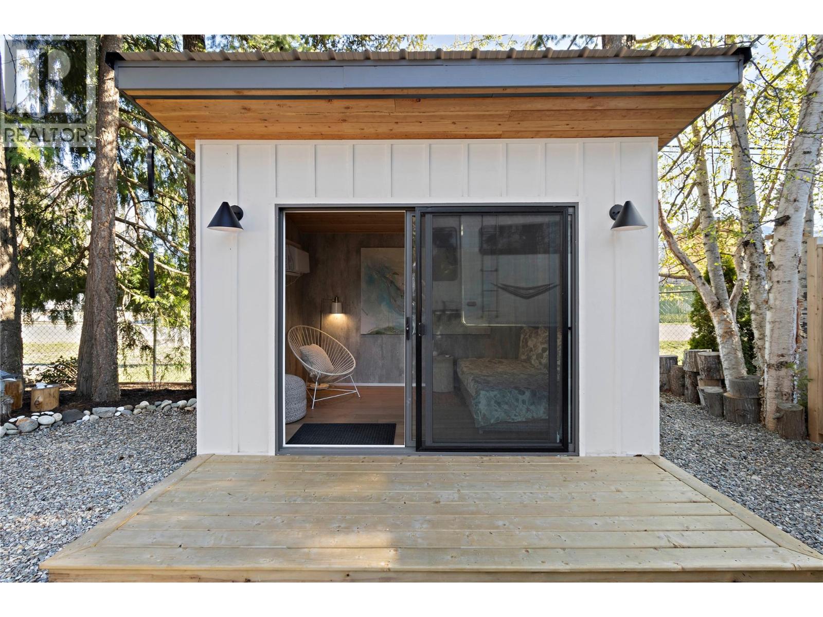  1131 Pine Grove Road, Scotch Creek