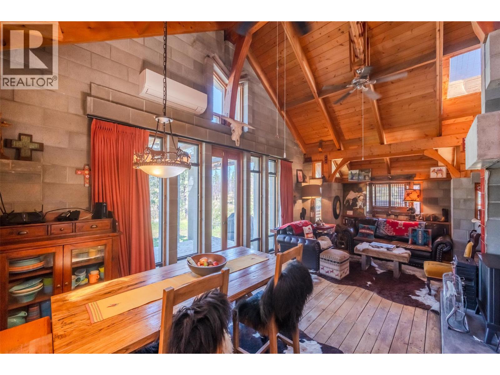 156 Porcupine Place, Oliver