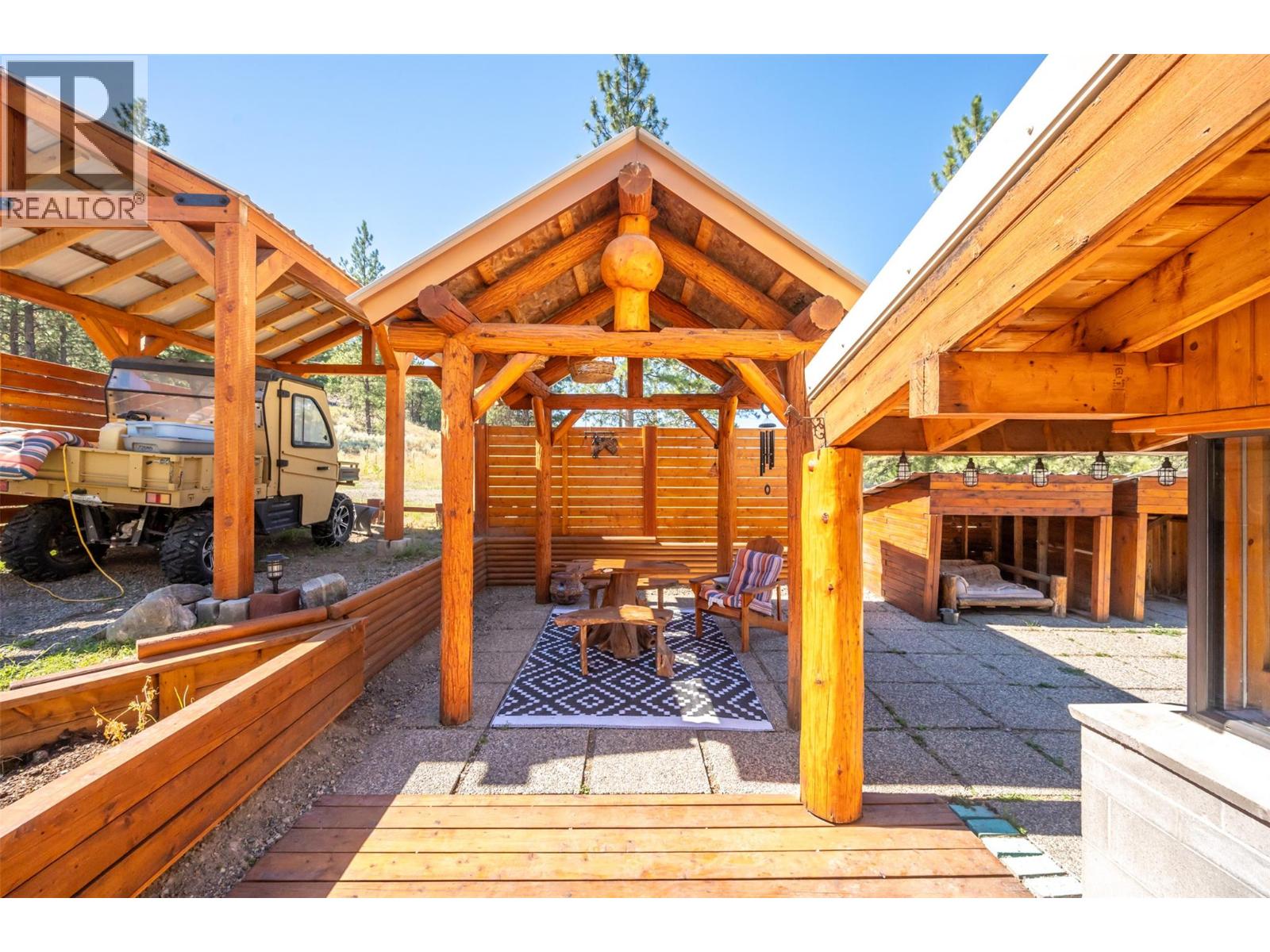 156 Porcupine Place, Oliver